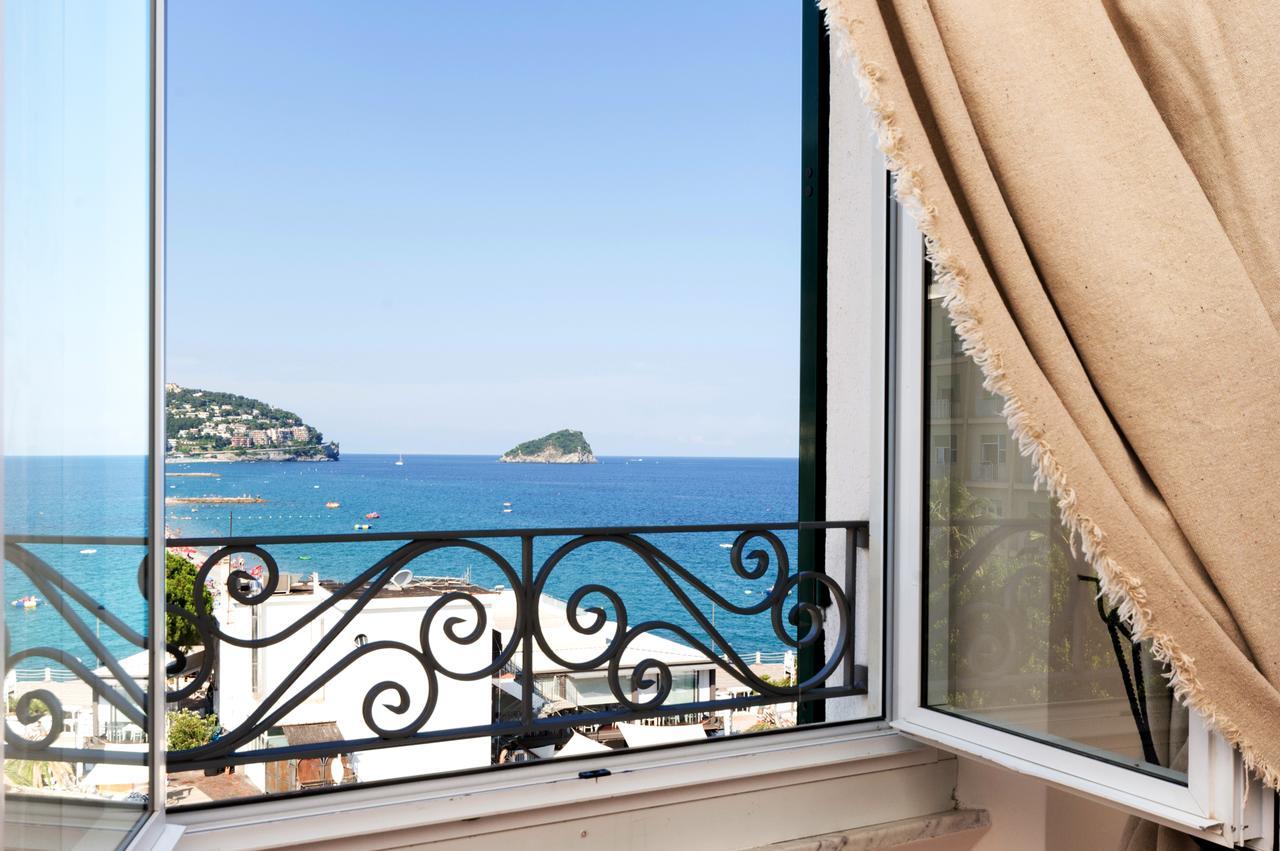 Hotel Miramare Споторно Экстерьер фото